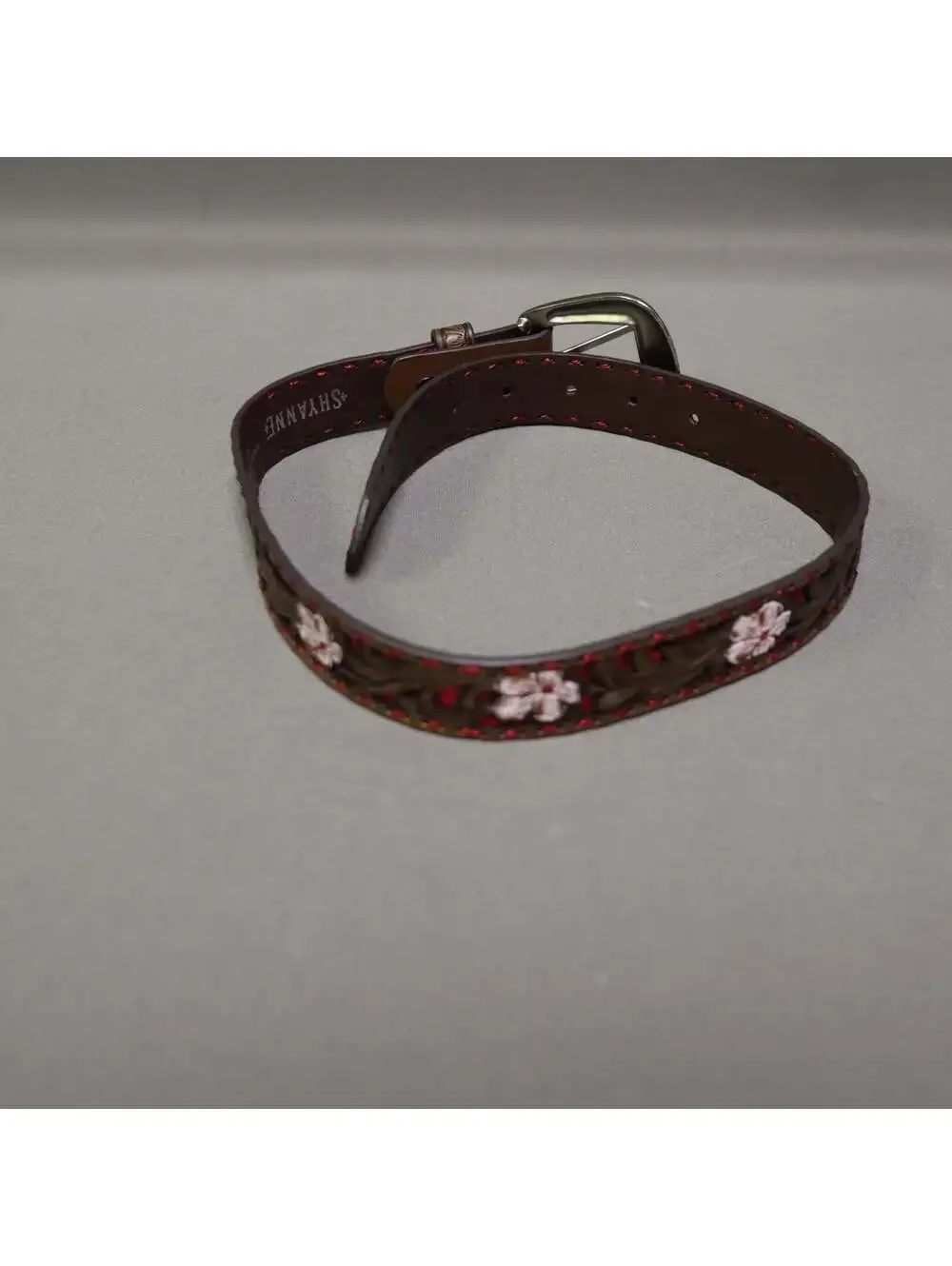 Shyanne Girls Floral Hand Tooled Leather Western Belt Size 24 Red Glitter